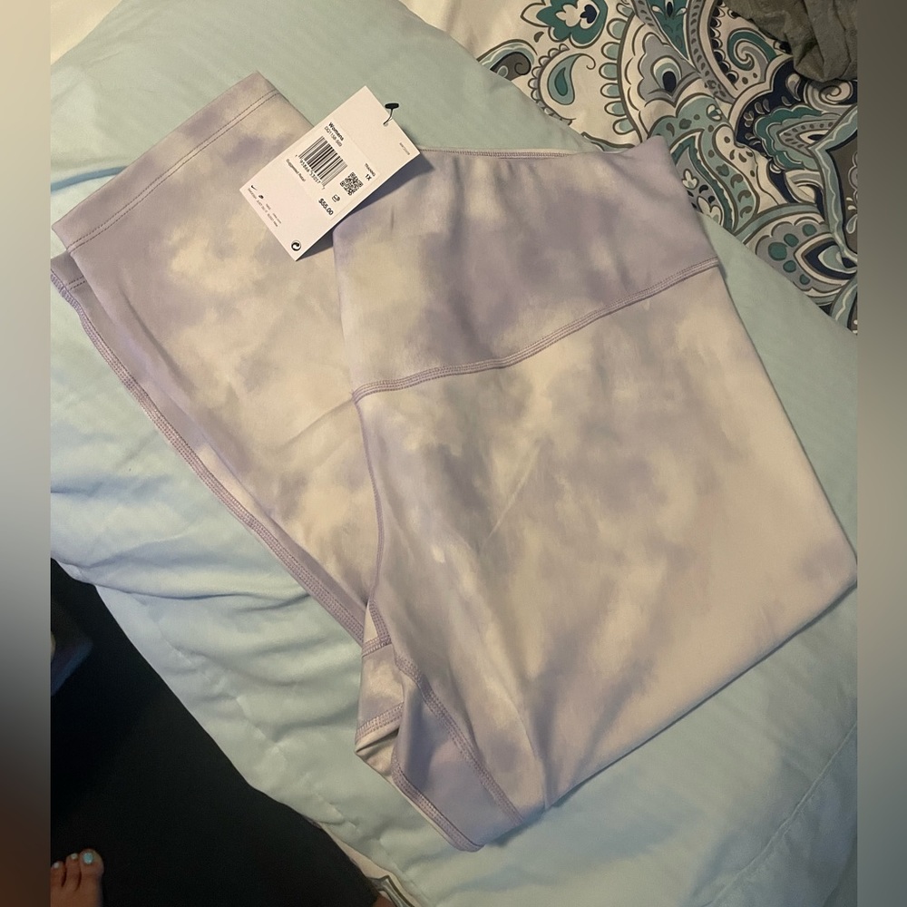 Nike Crop Pants